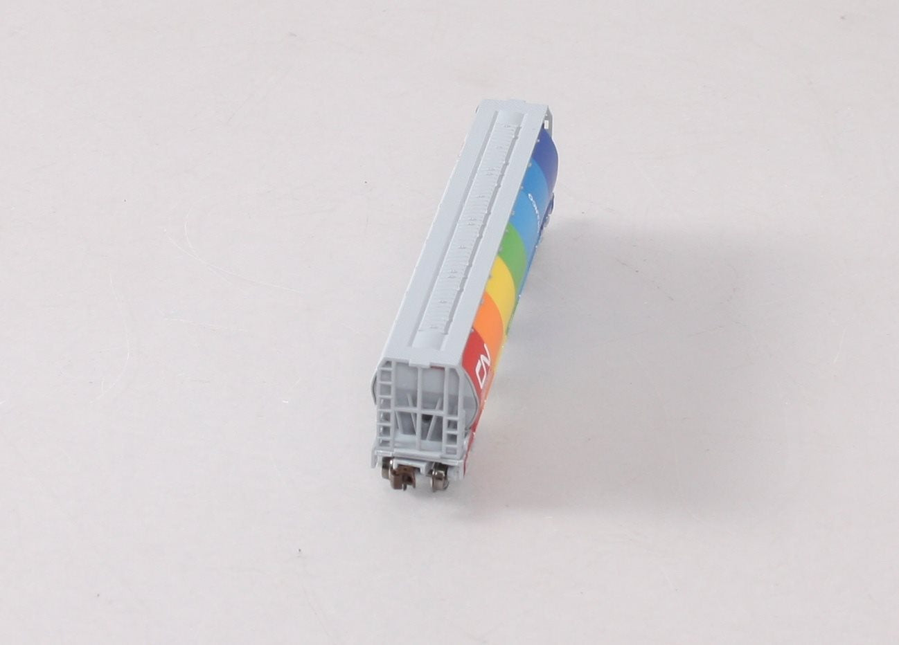 Bachmann 19133 HO Canadian National Demonstrator 4-Bay Cylindrical Grain Hopper