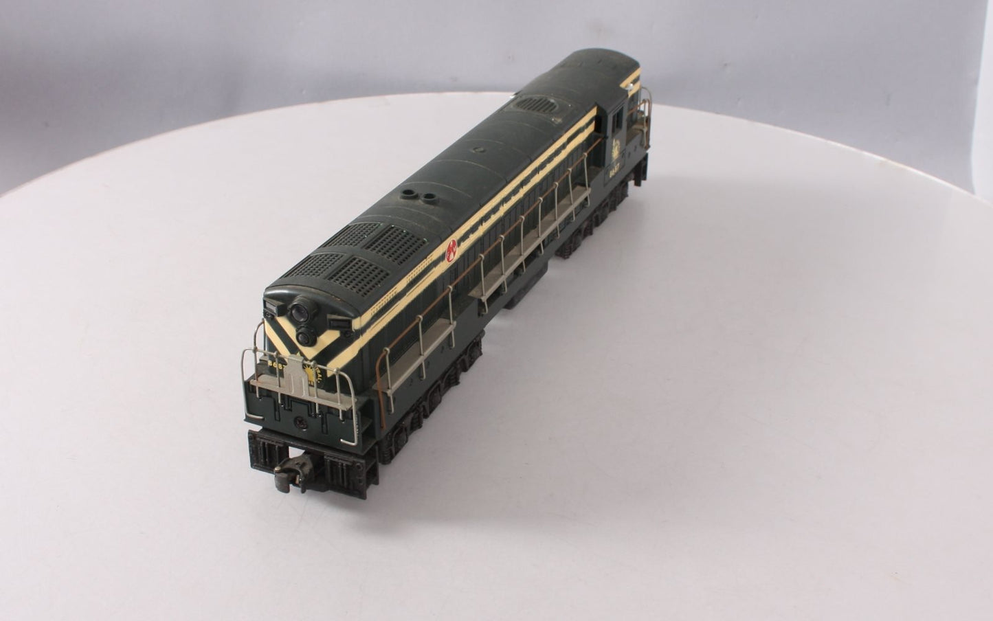 Lionel 6-8687 O Gauge Jersey Central FM Trainmaster Diesel Locomotive #8687 LN/Box