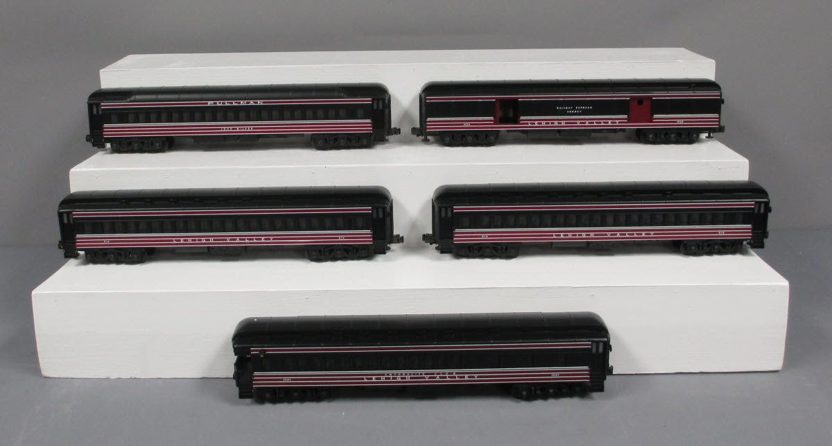 MTH 20-4010 O Gauge Lehigh Valley Premier 70' Madison Passenger 5-Car Set LN/Box