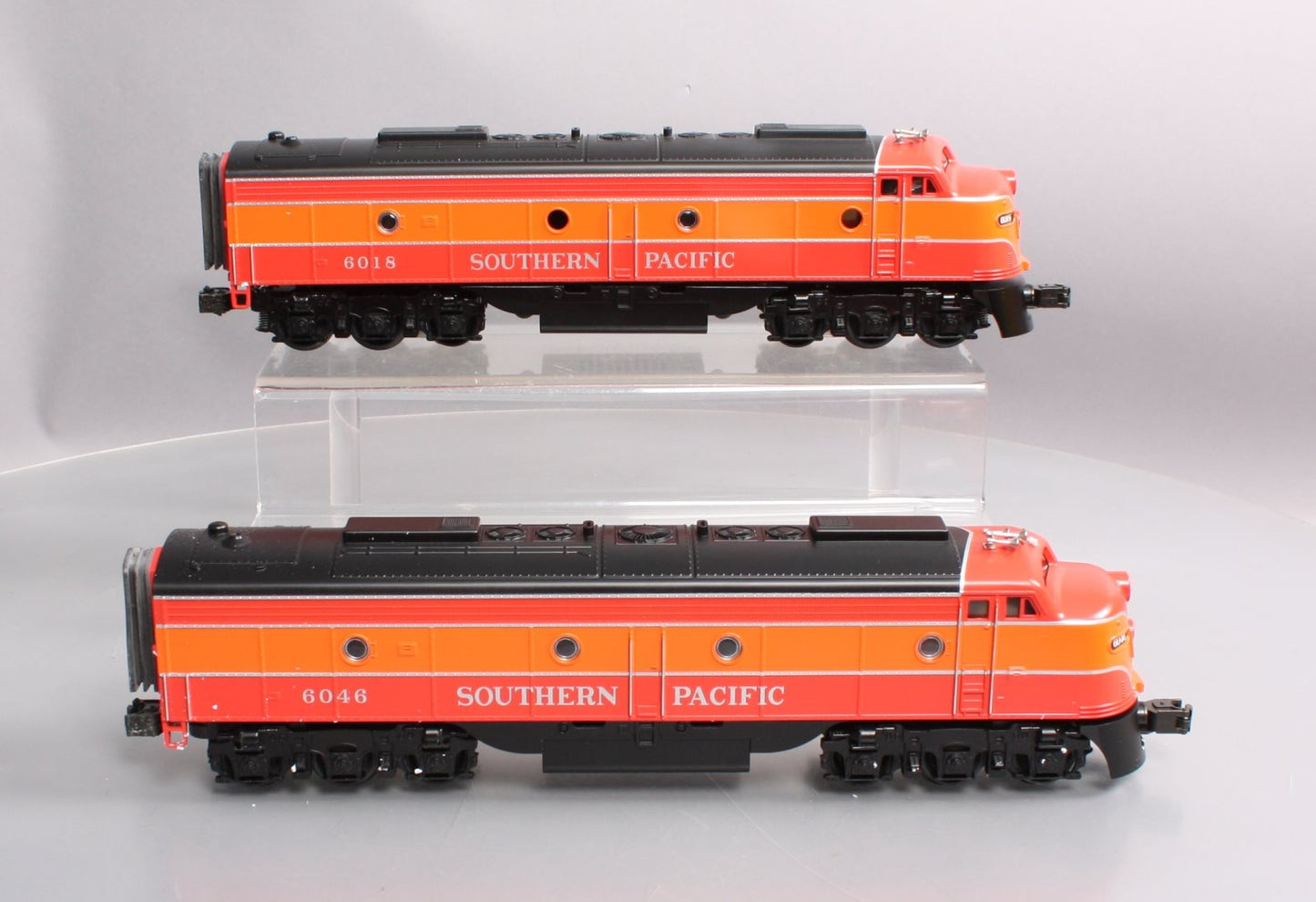 MTH 30-2141-1 Southern Pacific E8 AA Diesel Engine Set  w/PS1 #6018/6046 LN/Box