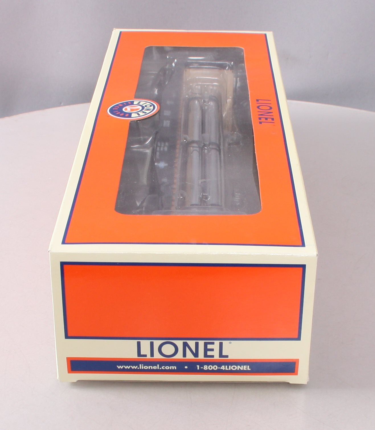 Lionel 6-27837 O Boston & Maine Bulkhead Flatcar w/Pipe Load #5321