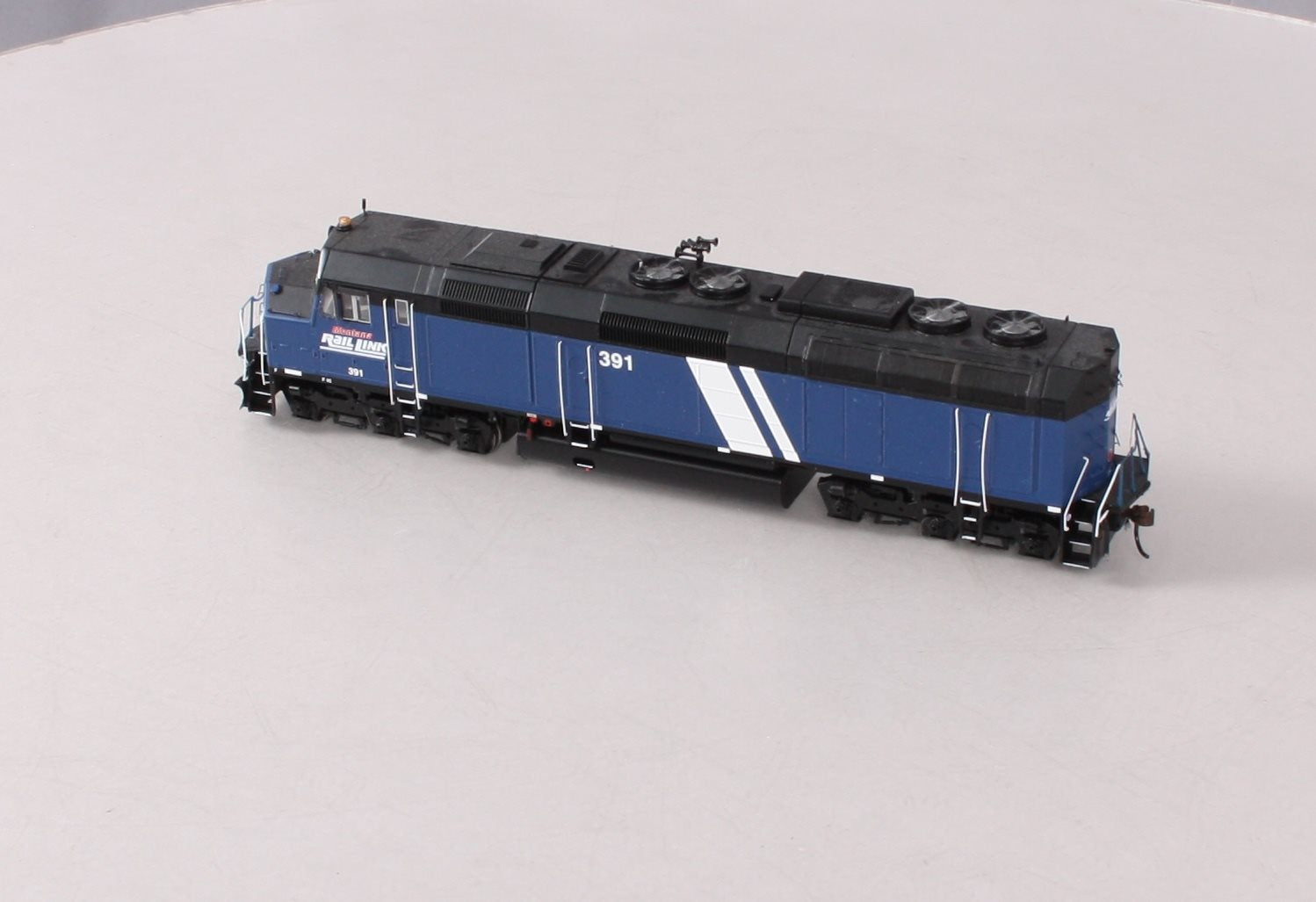 Athearn G67691 HO Montana Rail Link F45 Diesel Loco w/ Sound  #391 (DCC)