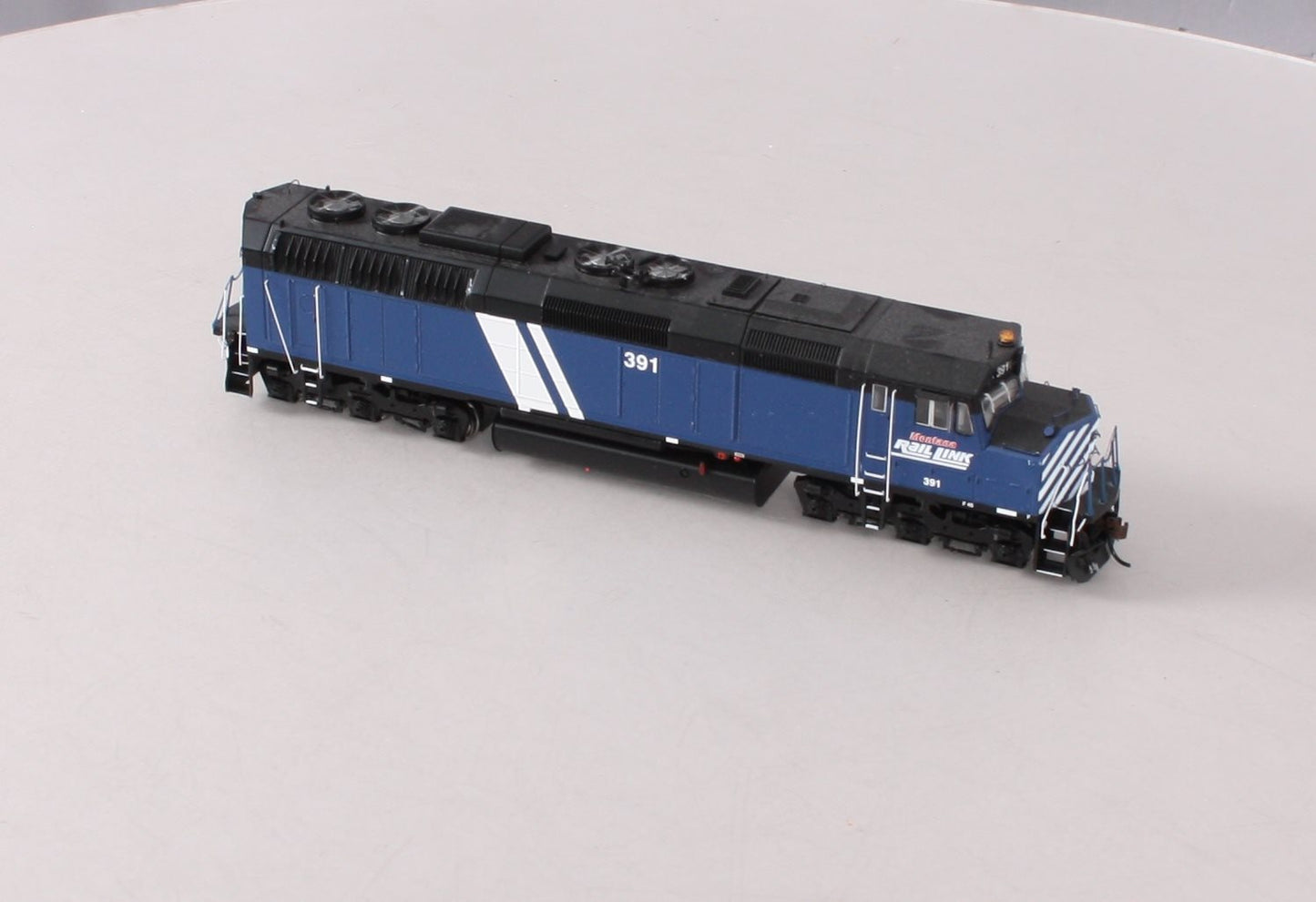 Athearn G67691 HO Montana Rail Link F45 Diesel Loco w/ Sound  #391 (DCC)