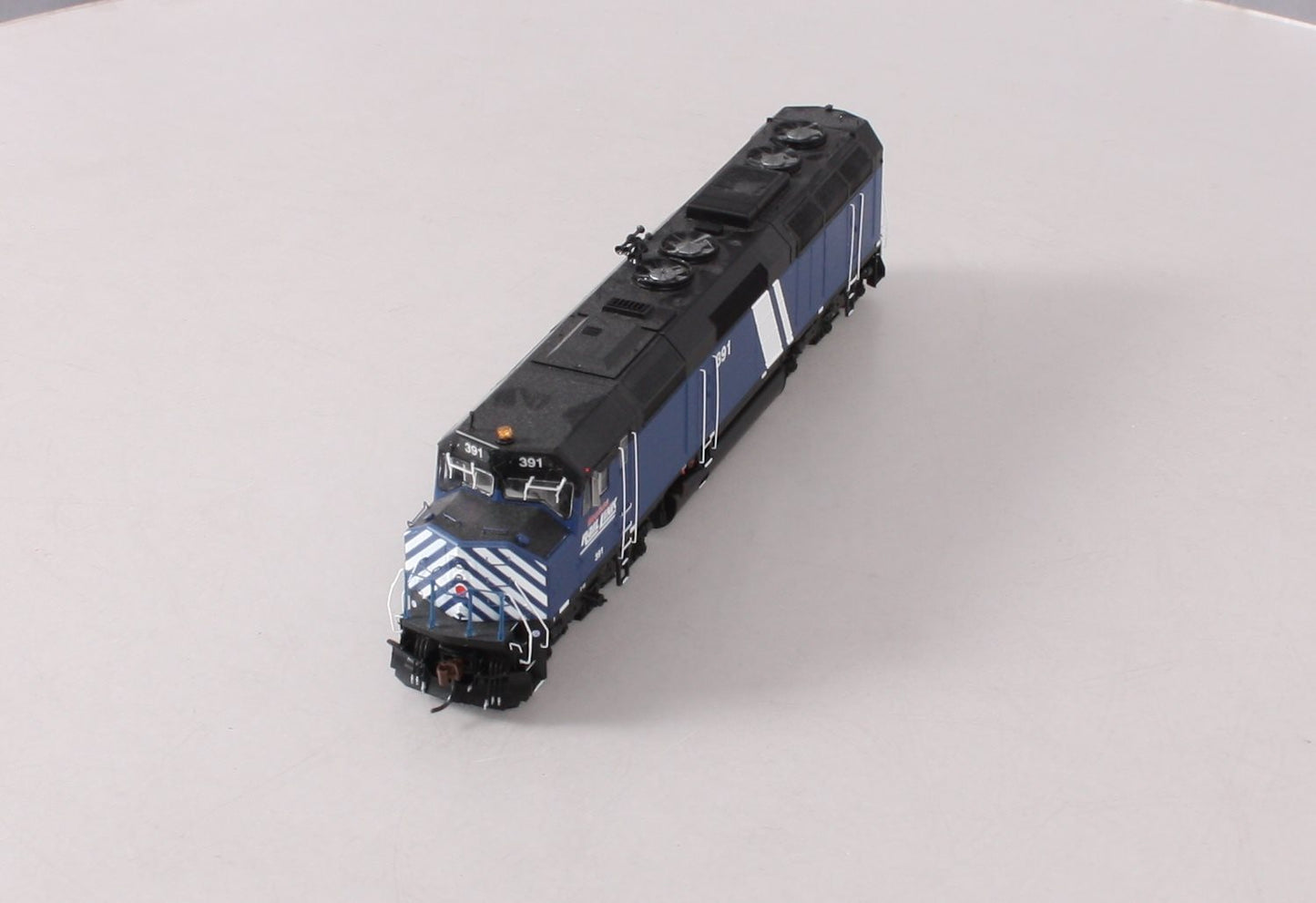 Athearn G67691 HO Montana Rail Link F45 Diesel Loco w/ Sound  #391 (DCC)