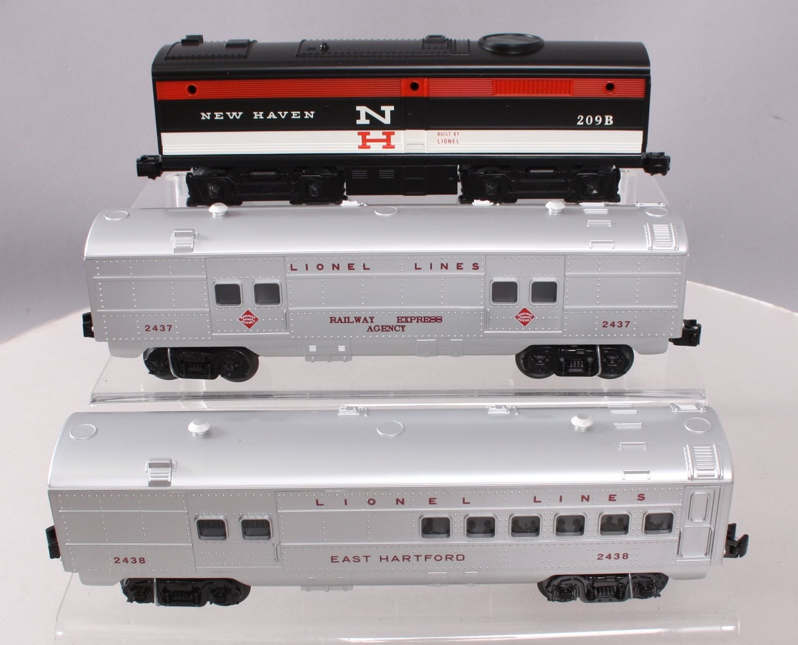 Lionel 1608AO O Gauge New Haven B-Unit And Passenger #209 Add-On Cars MT/Box