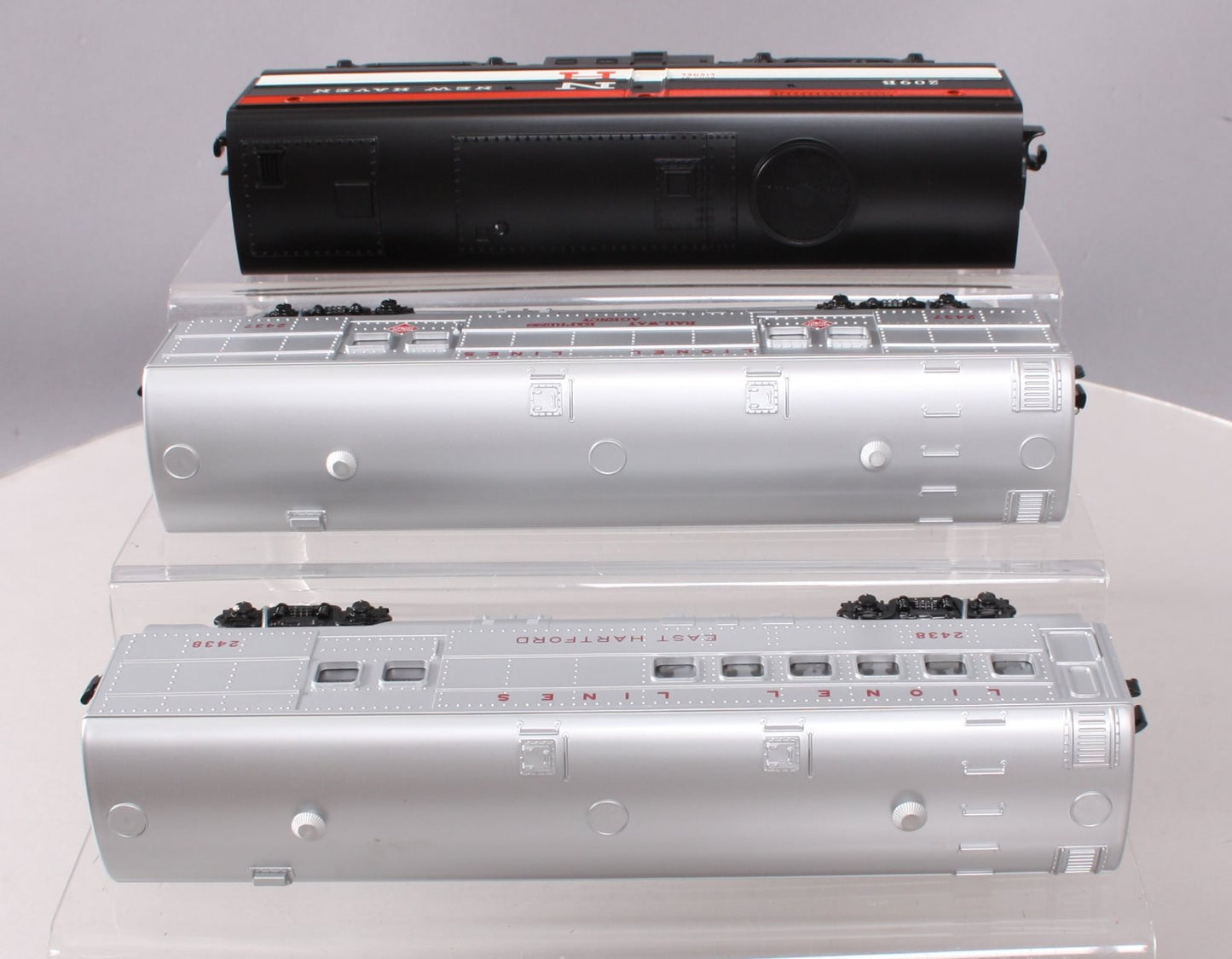 Lionel 1608AO O Gauge New Haven B-Unit And Passenger #209 Add-On Cars MT/Box