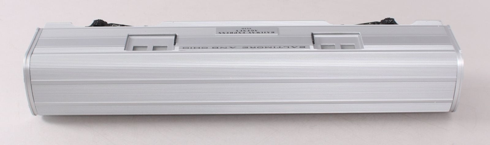 Williams 2530 O Scale Baltimore & Ohio 60' Streamlined REA Passenger Car EX