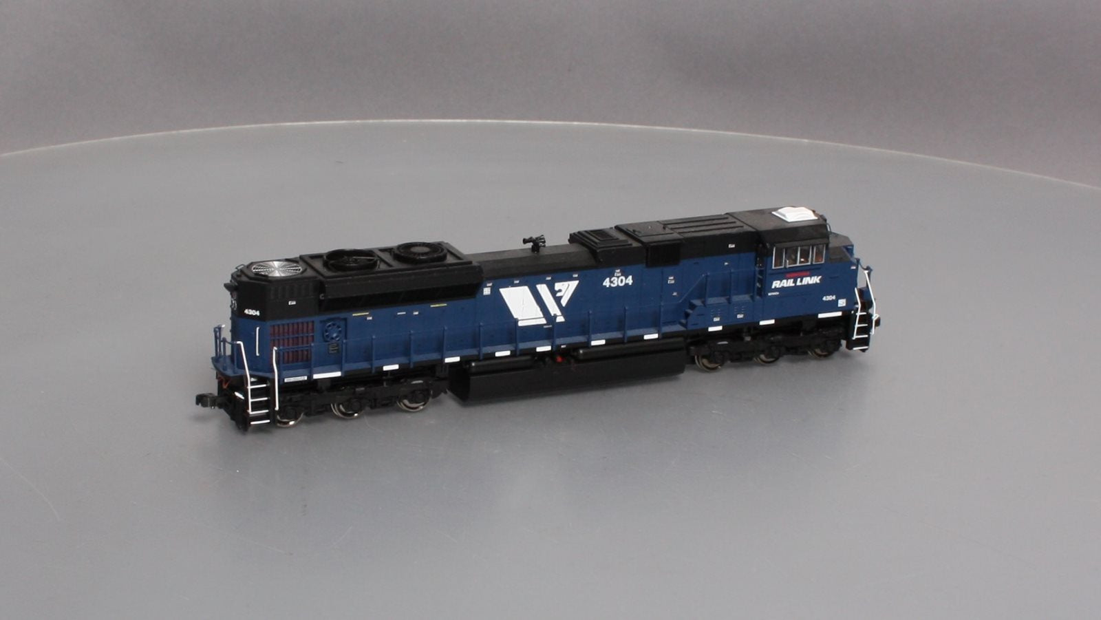 MTH 80-2074-0 Montana Rail Link HO Scale SD70ACe Diesel Engine (DCC Ready) #4304