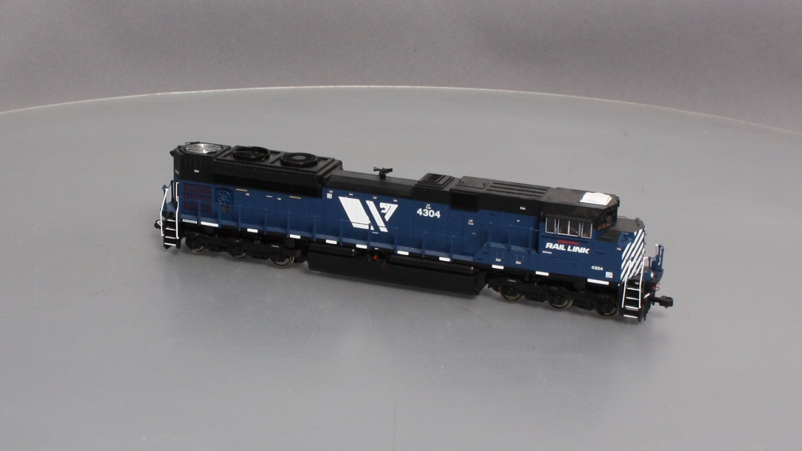 MTH 80-2074-0 Montana Rail Link HO Scale SD70ACe Diesel Engine (DCC Ready) #4304