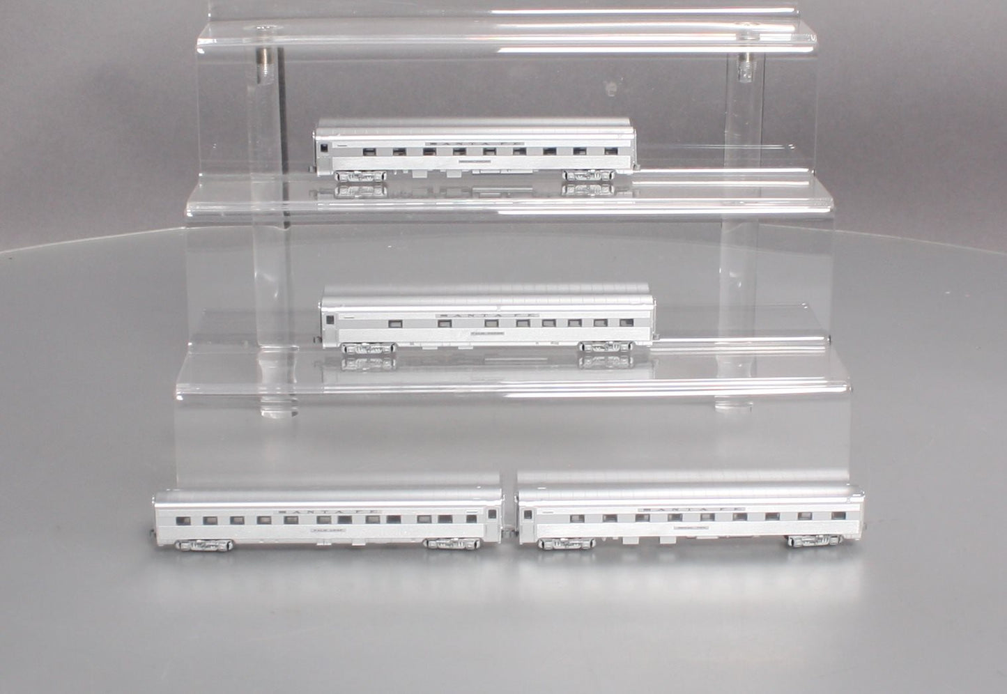 American Z-Line 72210 Z Scale Santa Fe Super Chief 4-Car Passenger Car Set NIB