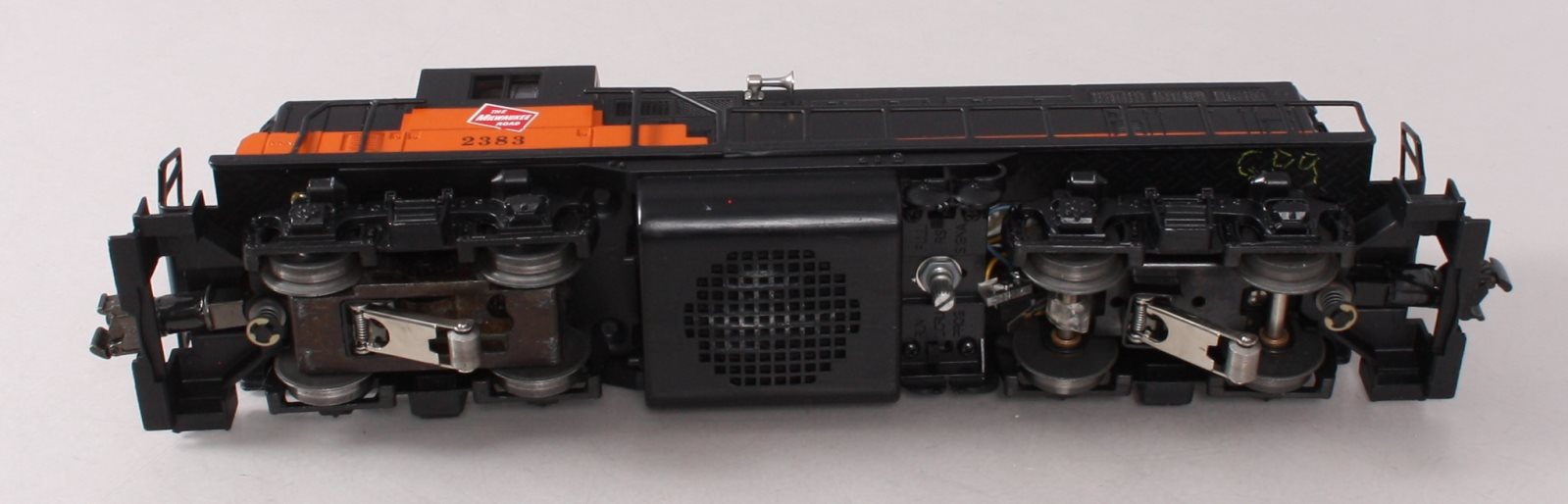Lionel 6-18866 O Milwaukee Road GP-7 Diesel Locomotive #2383 LN