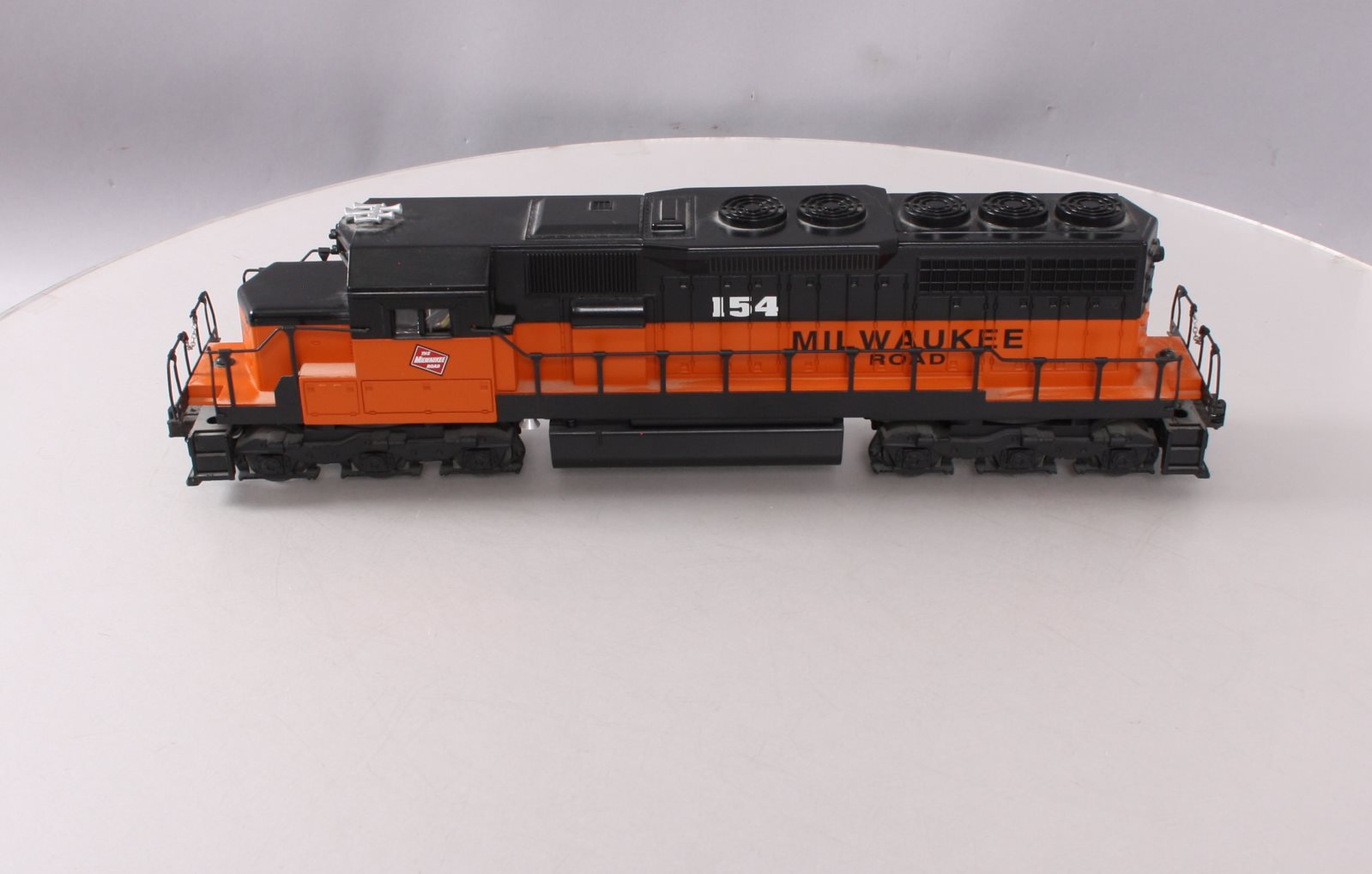 Lionel 6-18223 O Gauge Milwaukee Road SD-40 Diesel Locomotive w/ Railsounds #154 LN/Box