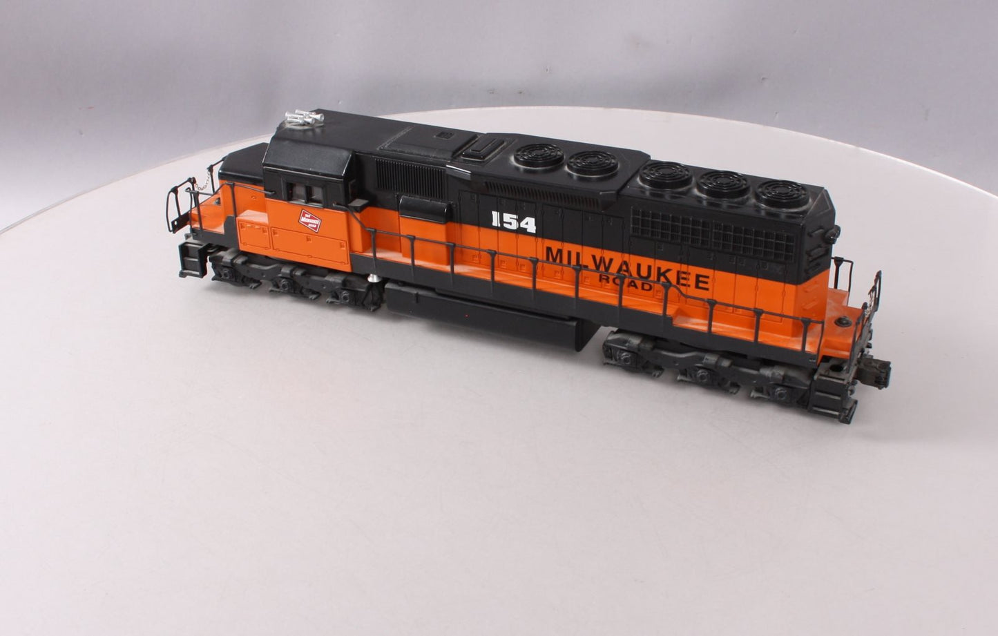 Lionel 6-18223 O Gauge Milwaukee Road SD-40 Diesel Locomotive w/ Railsounds #154 LN/Box
