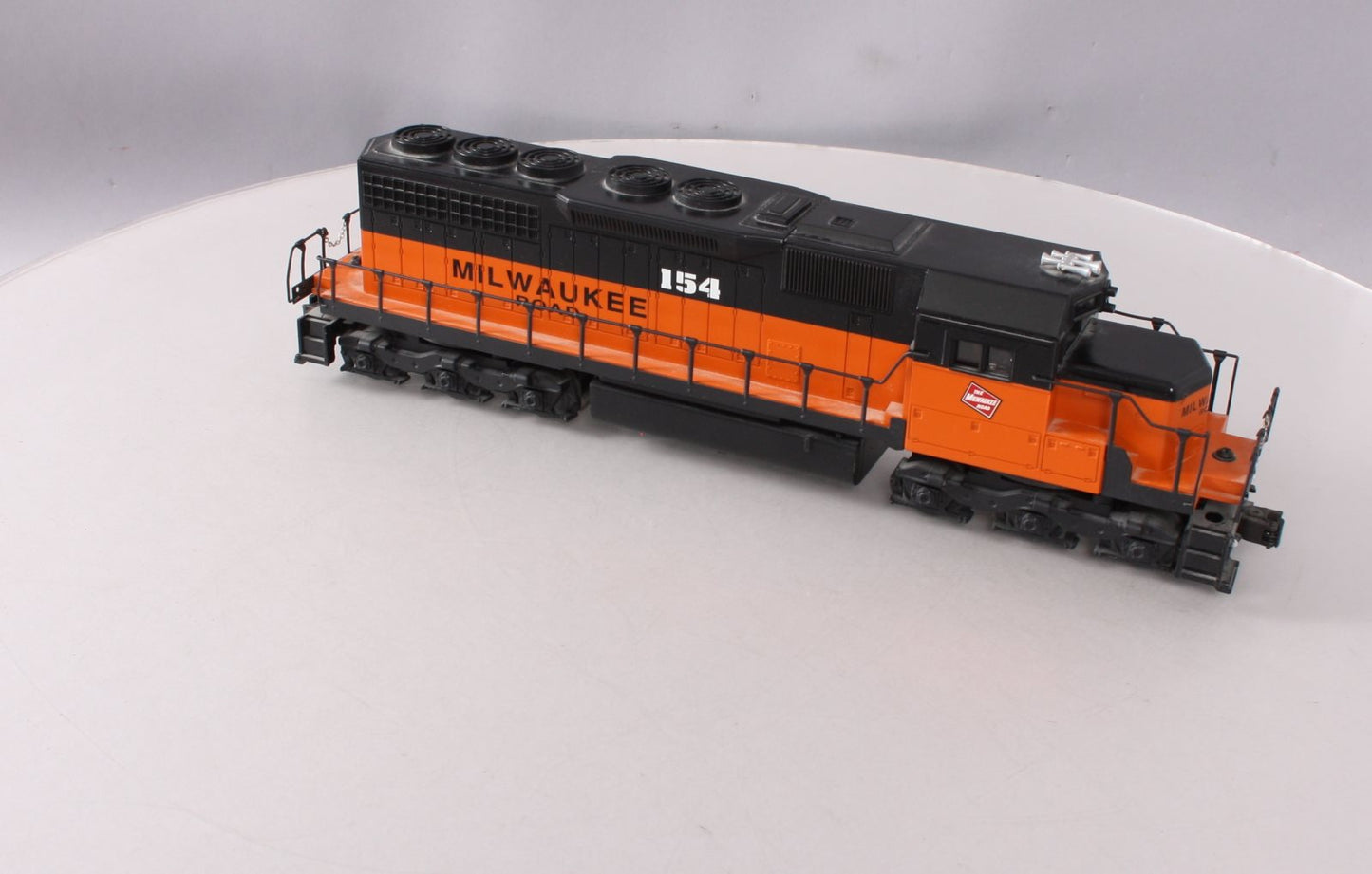 Lionel 6-18223 O Gauge Milwaukee Road SD-40 Diesel Locomotive w/ Railsounds #154 LN/Box