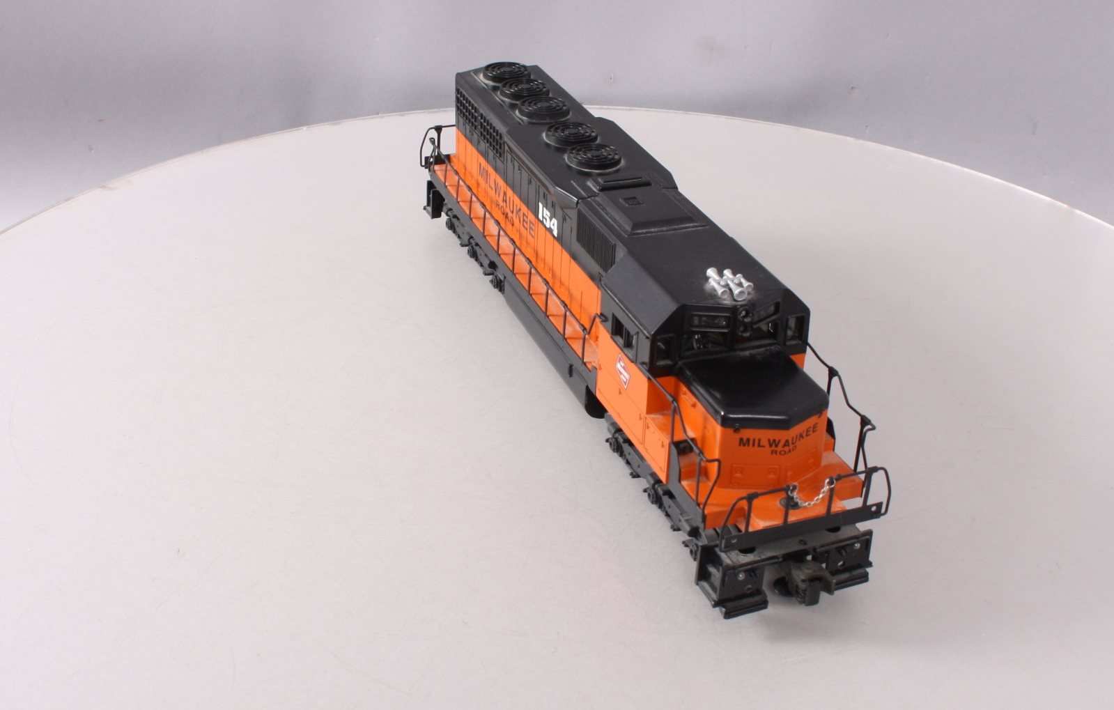 Lionel 6-18223 O Gauge Milwaukee Road SD-40 Diesel Locomotive w/ Railsounds #154 LN/Box