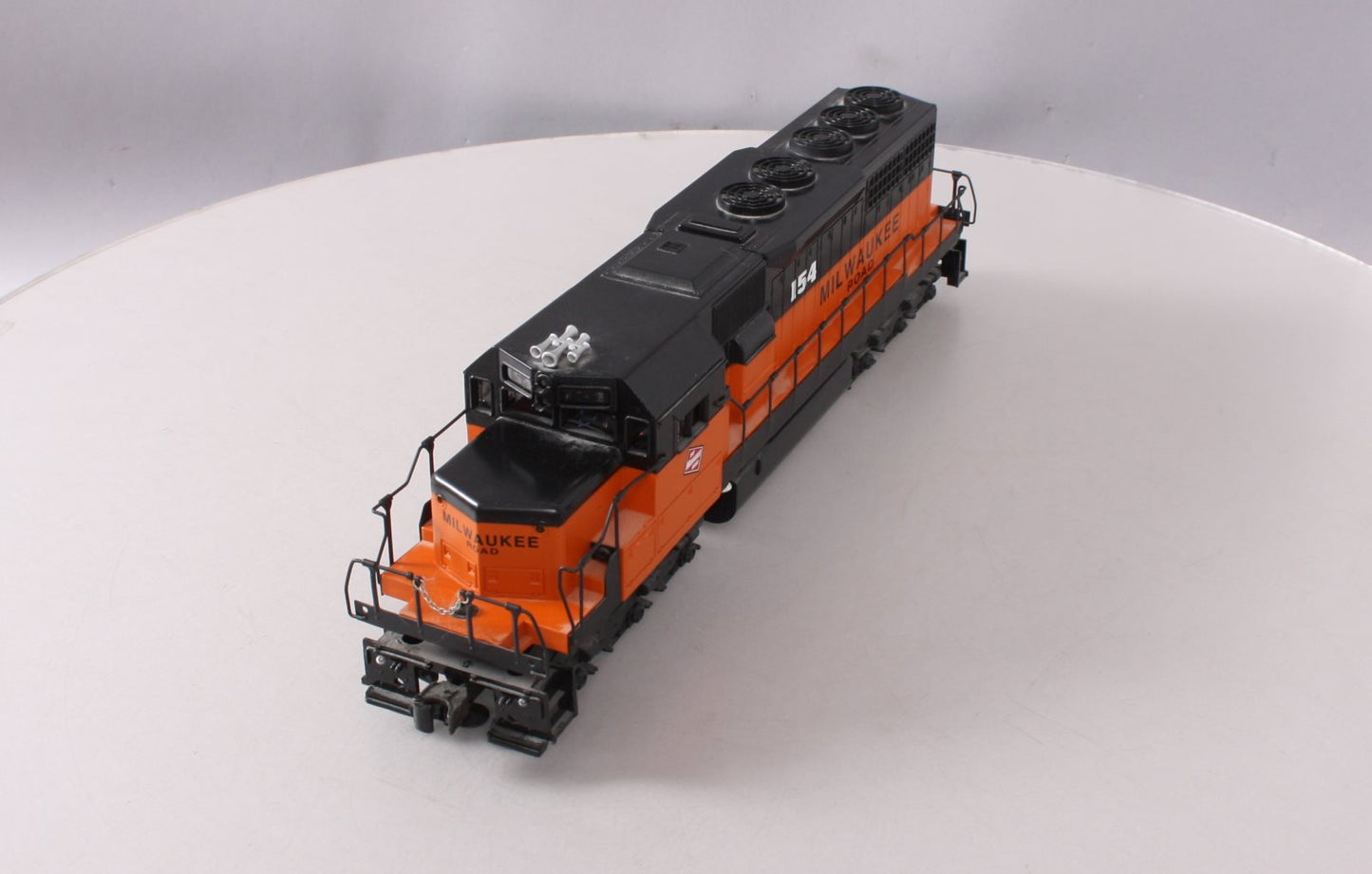 Lionel 6-18223 O Gauge Milwaukee Road SD-40 Diesel Locomotive w/ Railsounds #154 LN/Box