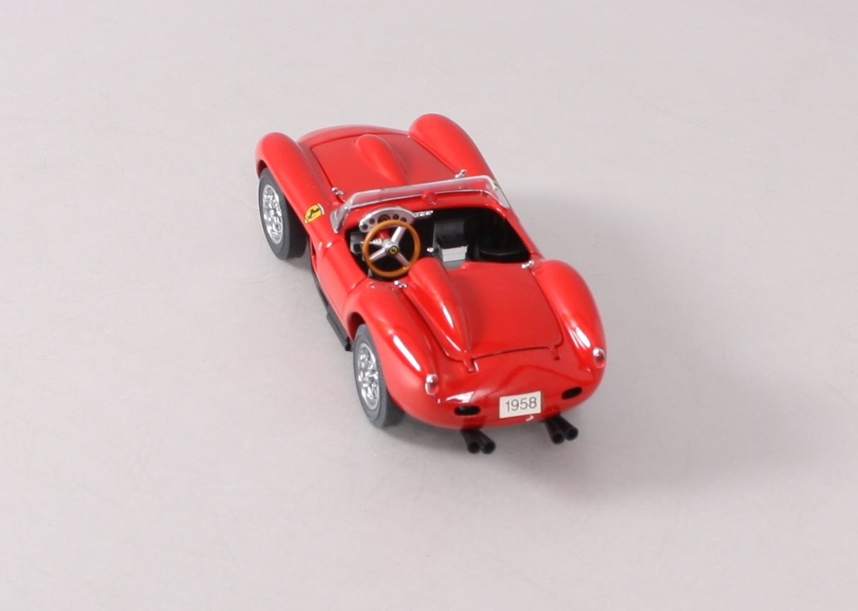 Danbury Mint 1:24 Scale Diecast Red 1958 Ferrari Testa Rossa Convertible NIB