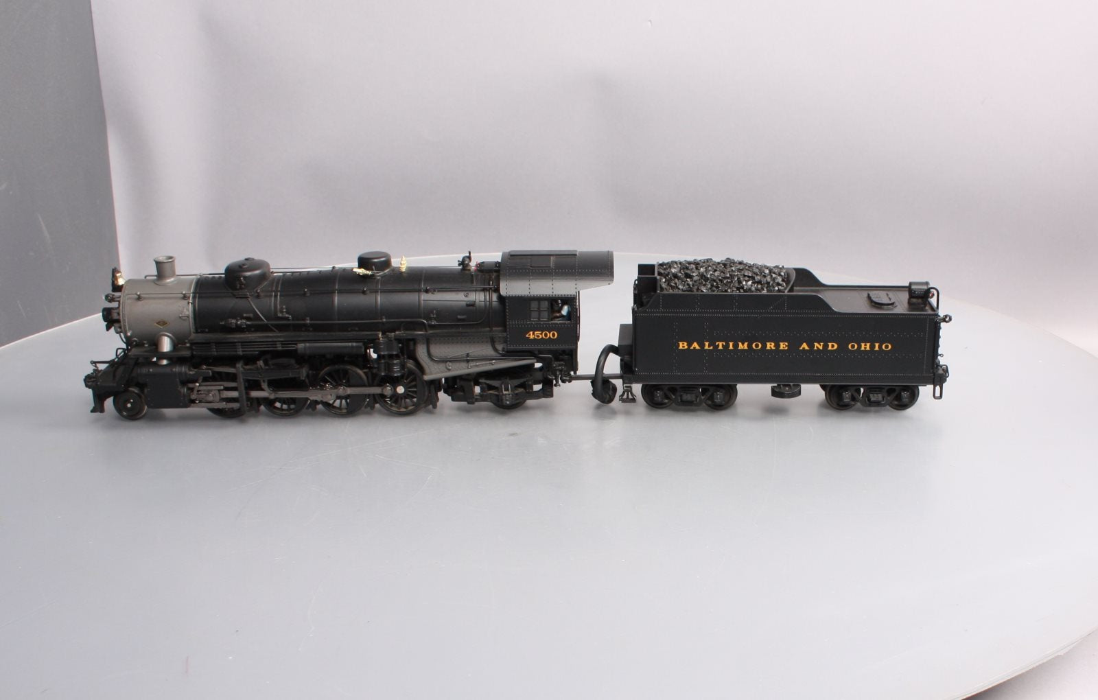 MTH 20-3075-1 O Gauge B&O USRA 2-8-2 Steam Locomotive w/Tender w/PS2 #4500 LN/Box