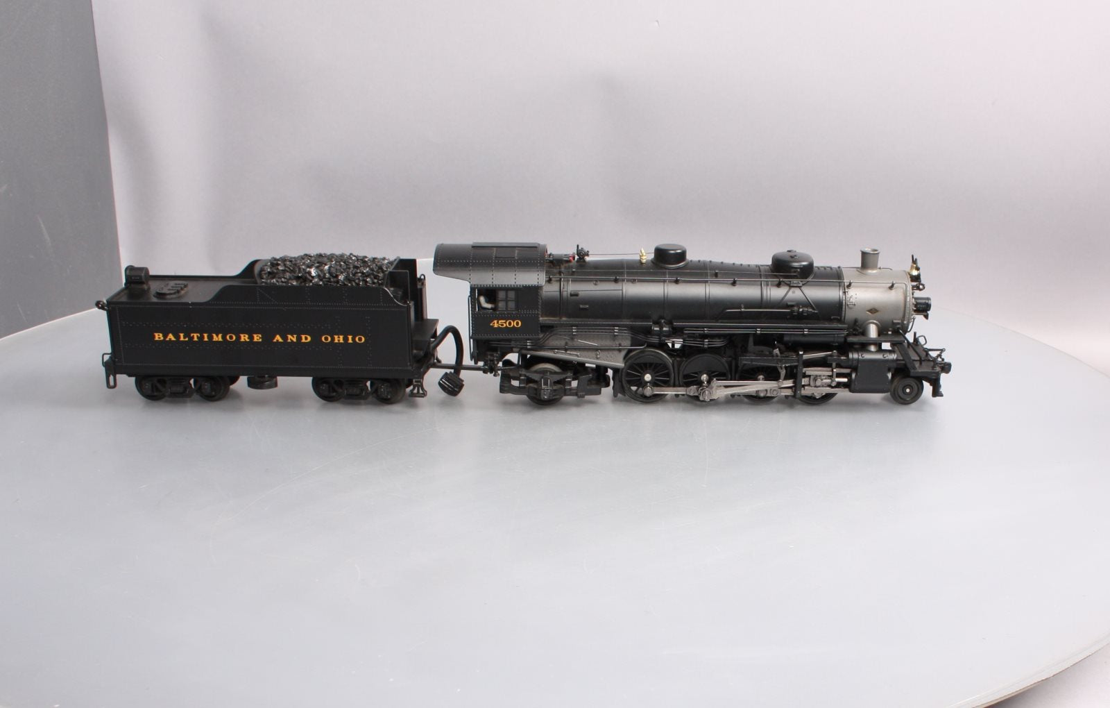MTH 20-3075-1 O Gauge B&O USRA 2-8-2 Steam Locomotive w/Tender w/PS2 #4500 LN/Box