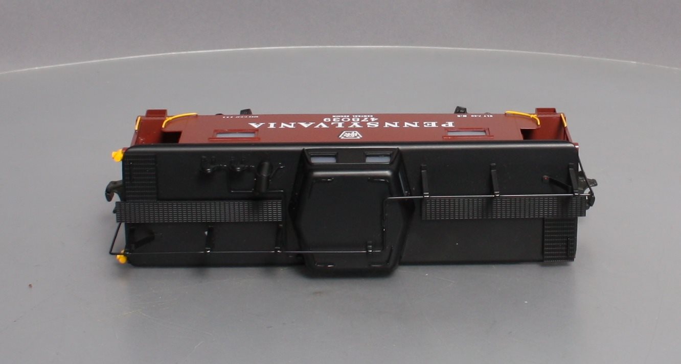 Lionel 6-51702 O Gauge BRASS Pennsylvania N-8 Smoking Caboose #478039 NIB