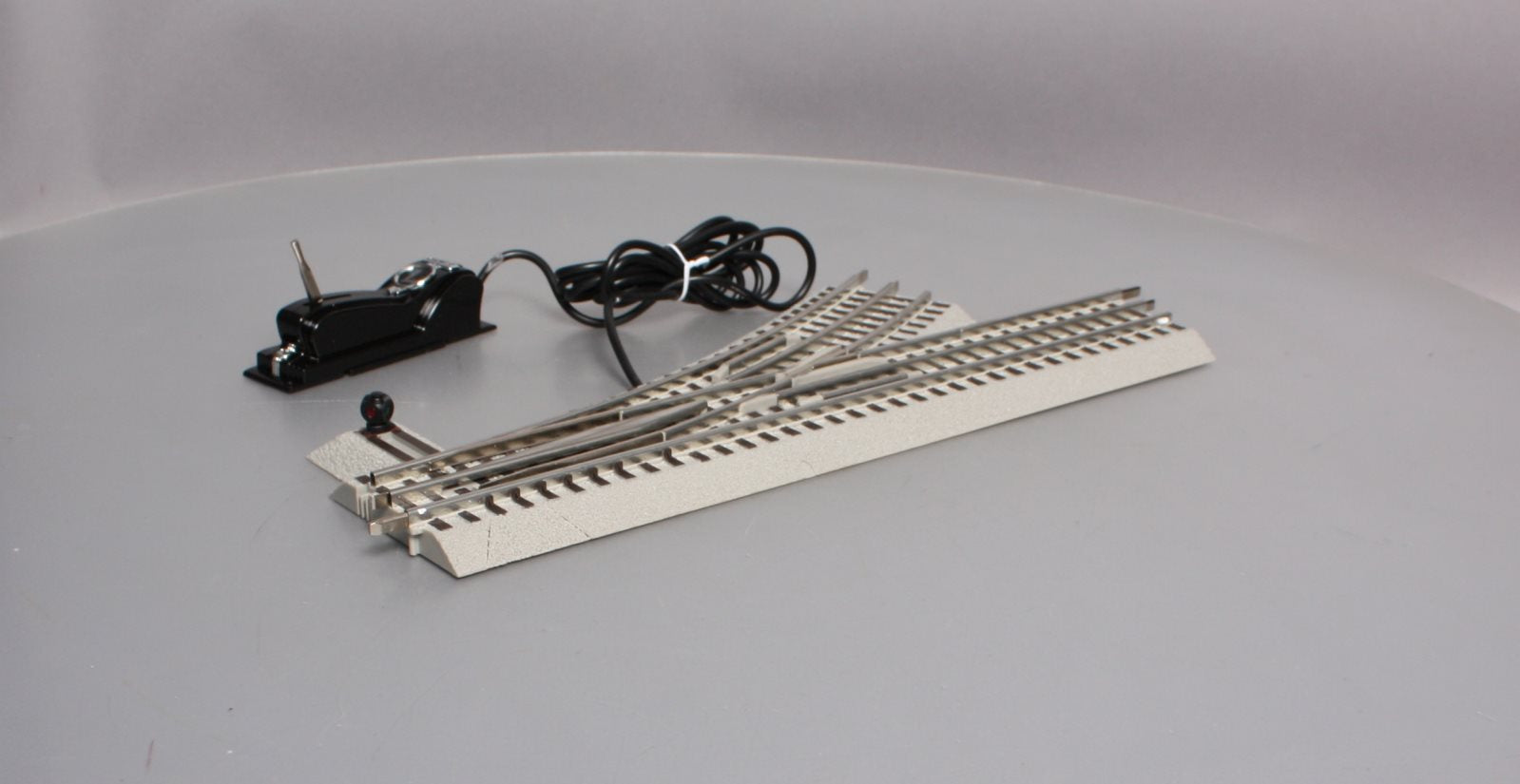Lionel 6-12065 O Gauge O48 Left Hand Remote-Control 30° FasTrack Switch Turnout