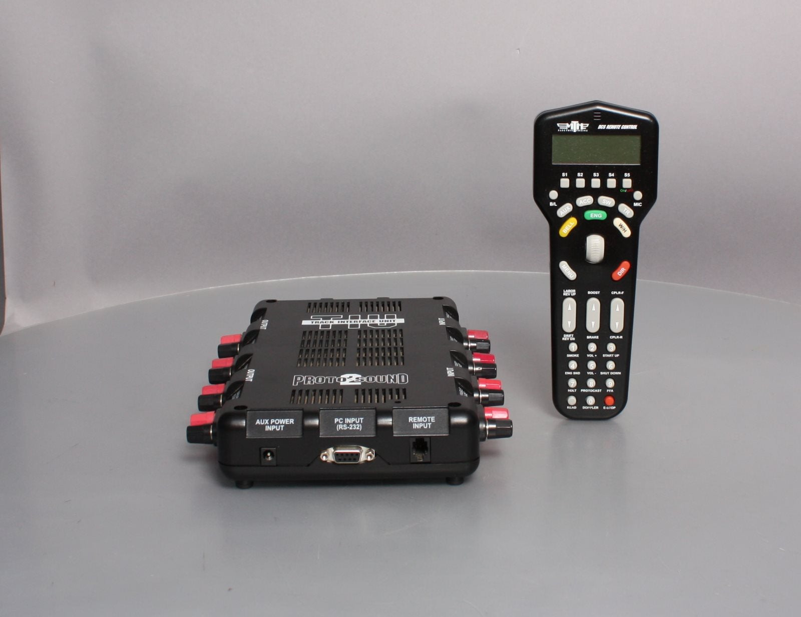 MTH 50-1001 O DCS Remote Control and DCS TIU Set EX