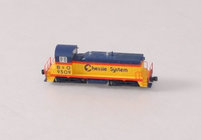 Kato 176-4357 N Scale B&O NW2 Switcher #9509