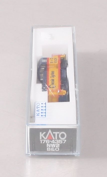 Kato 176-4357 N Scale B&O NW2 Switcher #9509