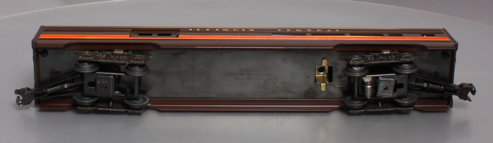 Lionel 6-7221 O Gauge Illinois Central Lake Ponchartrain Combine Passenger Car LN/Box