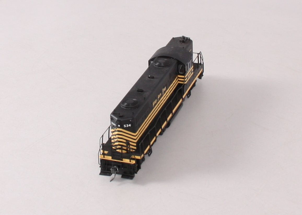 Proto 2000 21700 HO Scale NKP Phase III GP9 Diesel Engine #534