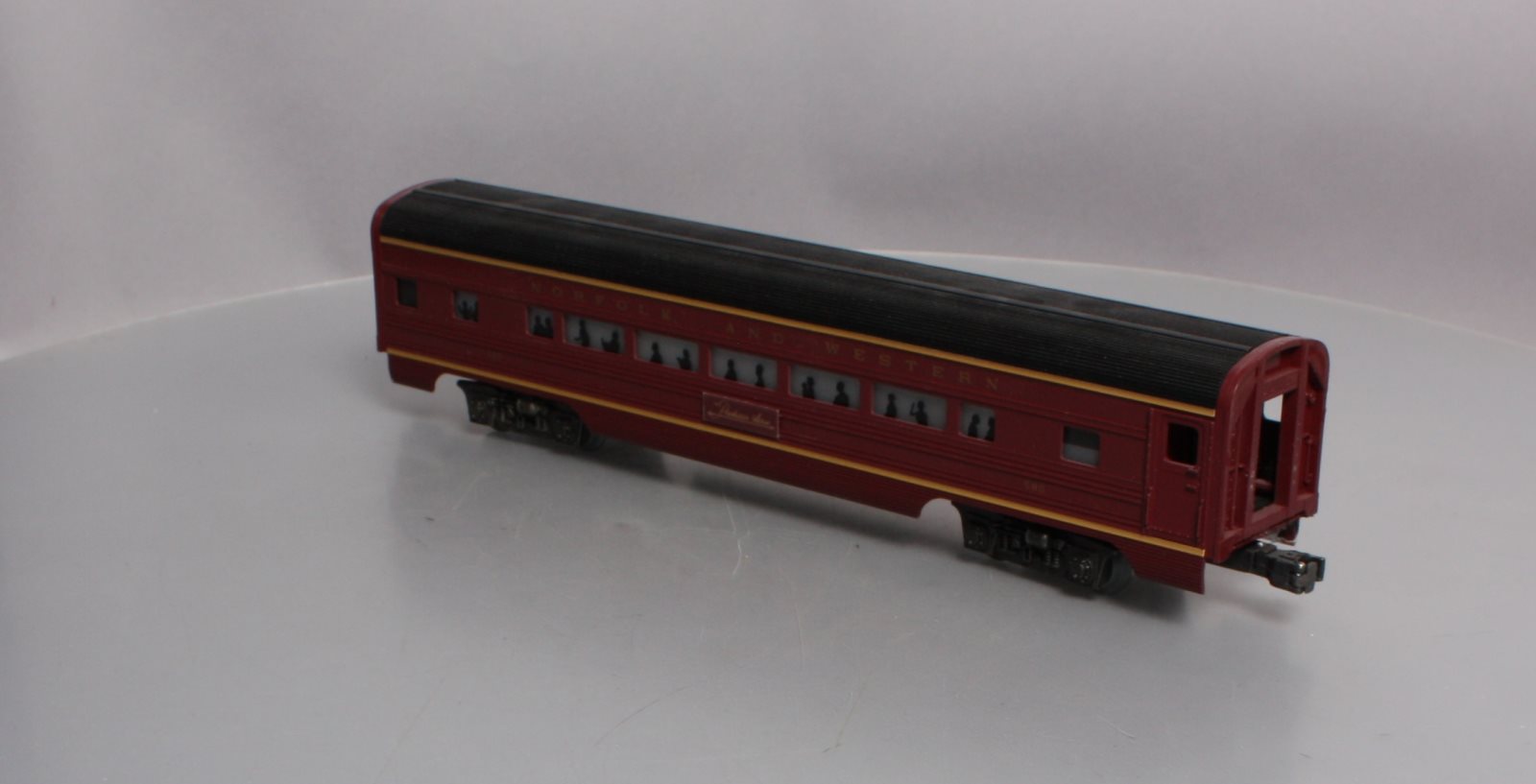 Lionel 6-9565 O Gauge Norfolk & Western Aluminum Passenger Car #580 EX/Box
