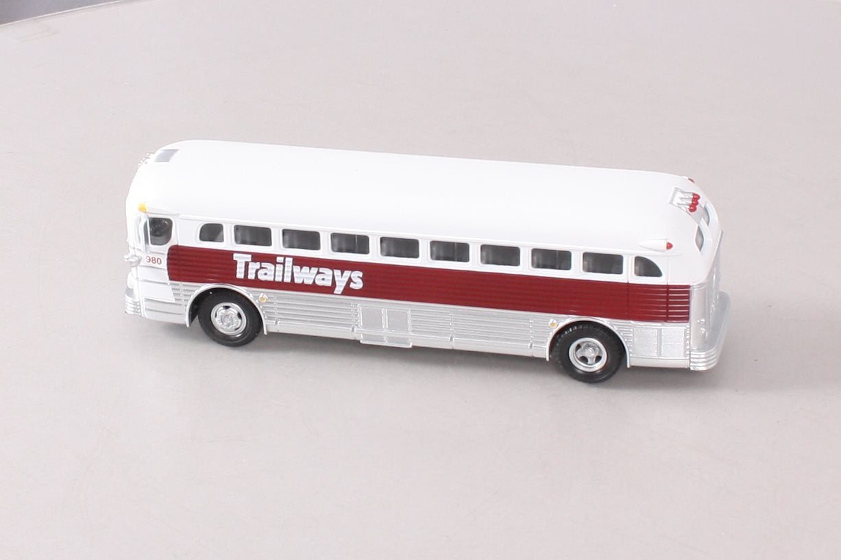 MTH 30-50081 O Trailways Bus