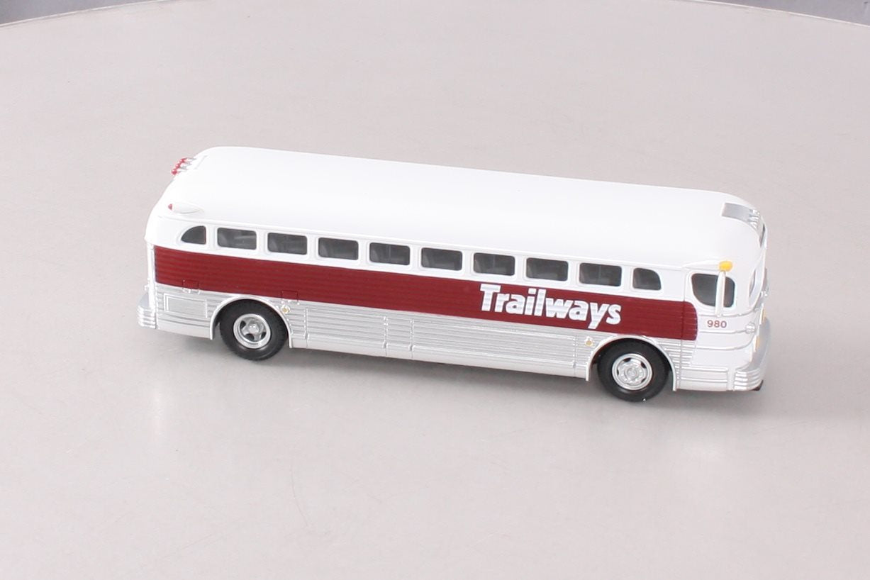 MTH 30-50081 O Trailways Bus