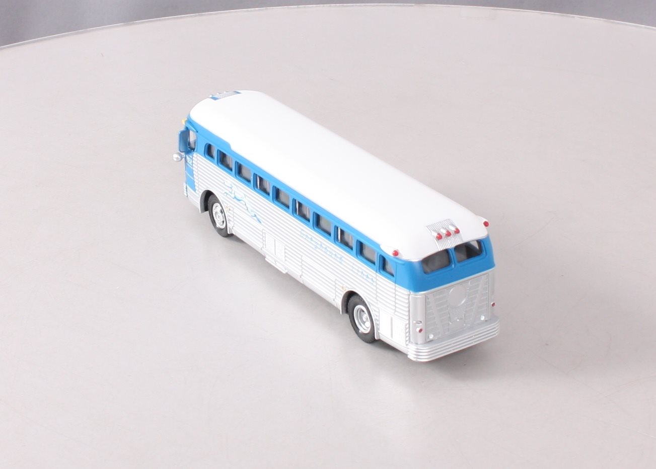 MTH 30-50080 O Greyhound Bus – Trainz - Main Image