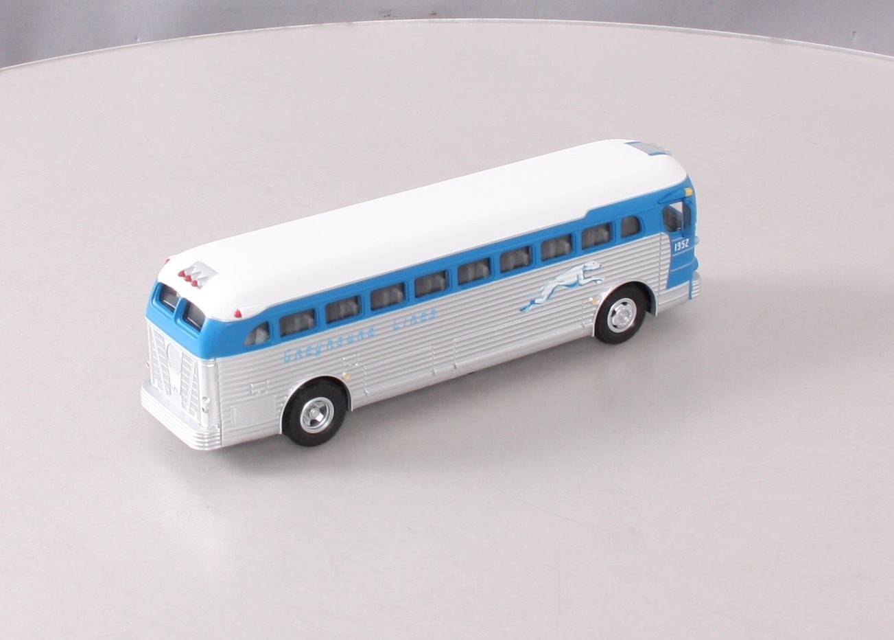 MTH 30-50080 O Greyhound Bus