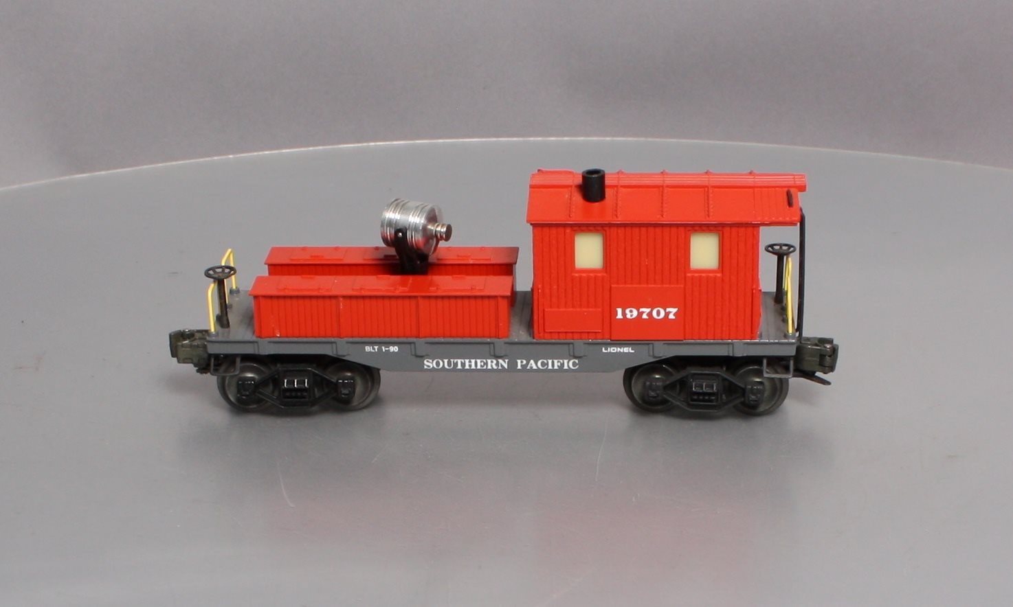 Lionel 6-19707 O Gauge Southern Pacific Searchlight Work Caboose #19707 VG/Box