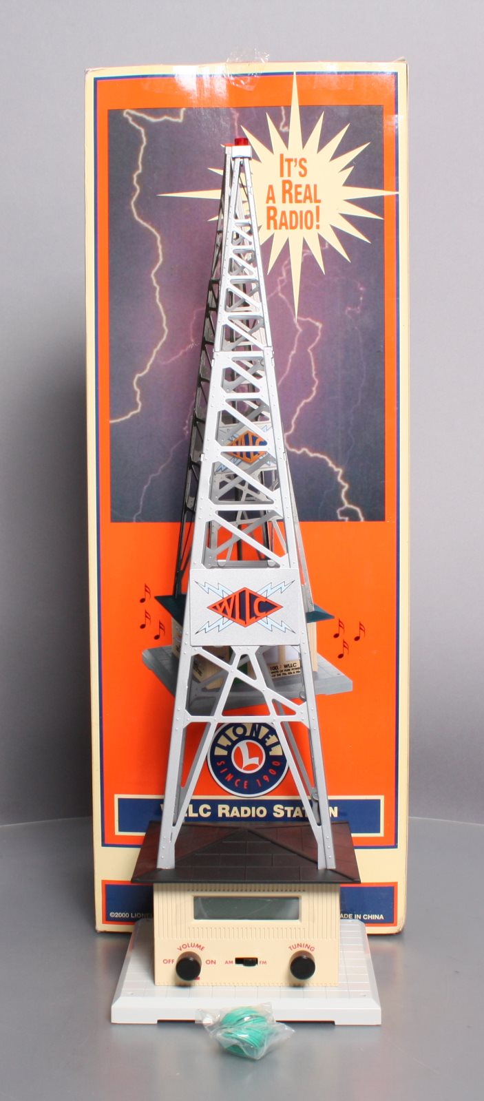 Lionel 6-32991 O Gauge WLLC Radio Station Tower NIB