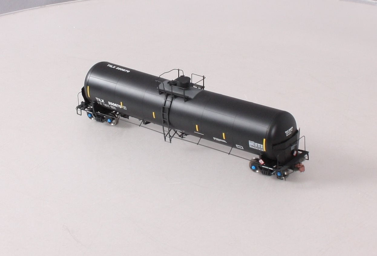 Scale Trains SXT30071 HO TILX Trinity Rail 31,000 Crude Oil Tank Car #350670