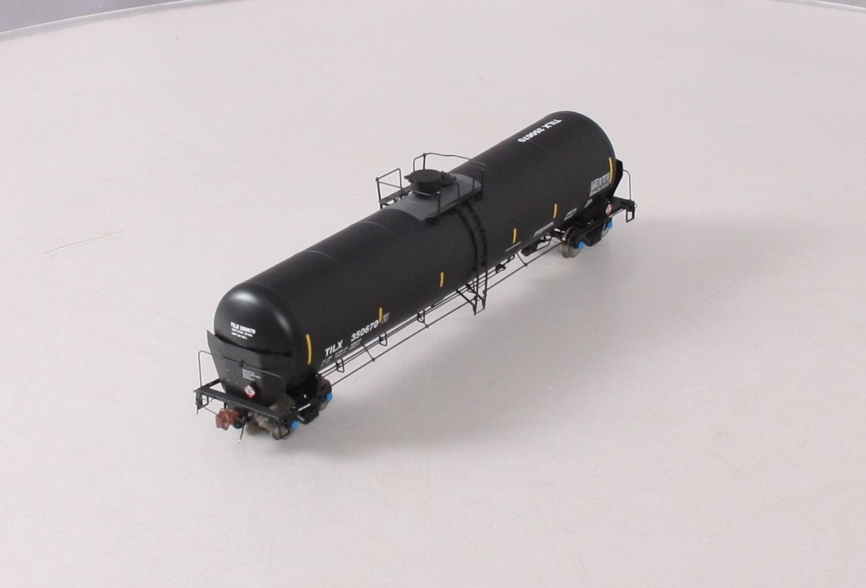 Scale Trains SXT30071 HO TILX Trinity Rail 31,000 Crude Oil Tank Car #350670