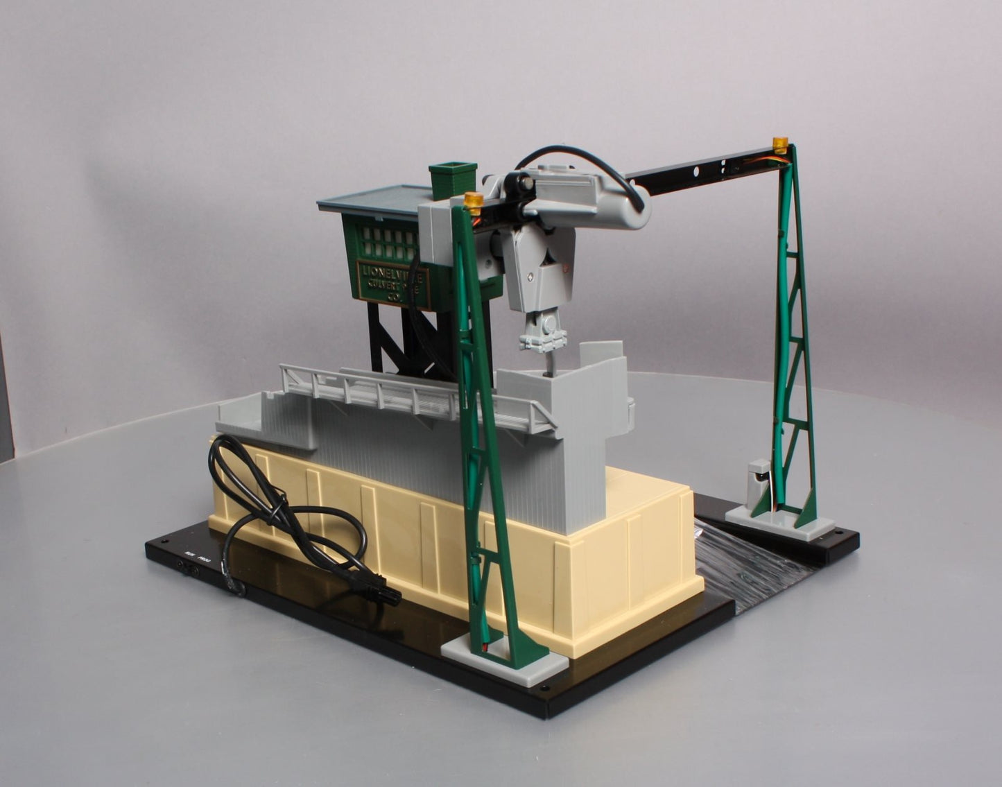 Lionel 6-82030 O Gauge Command Controlled Culvert Unloader