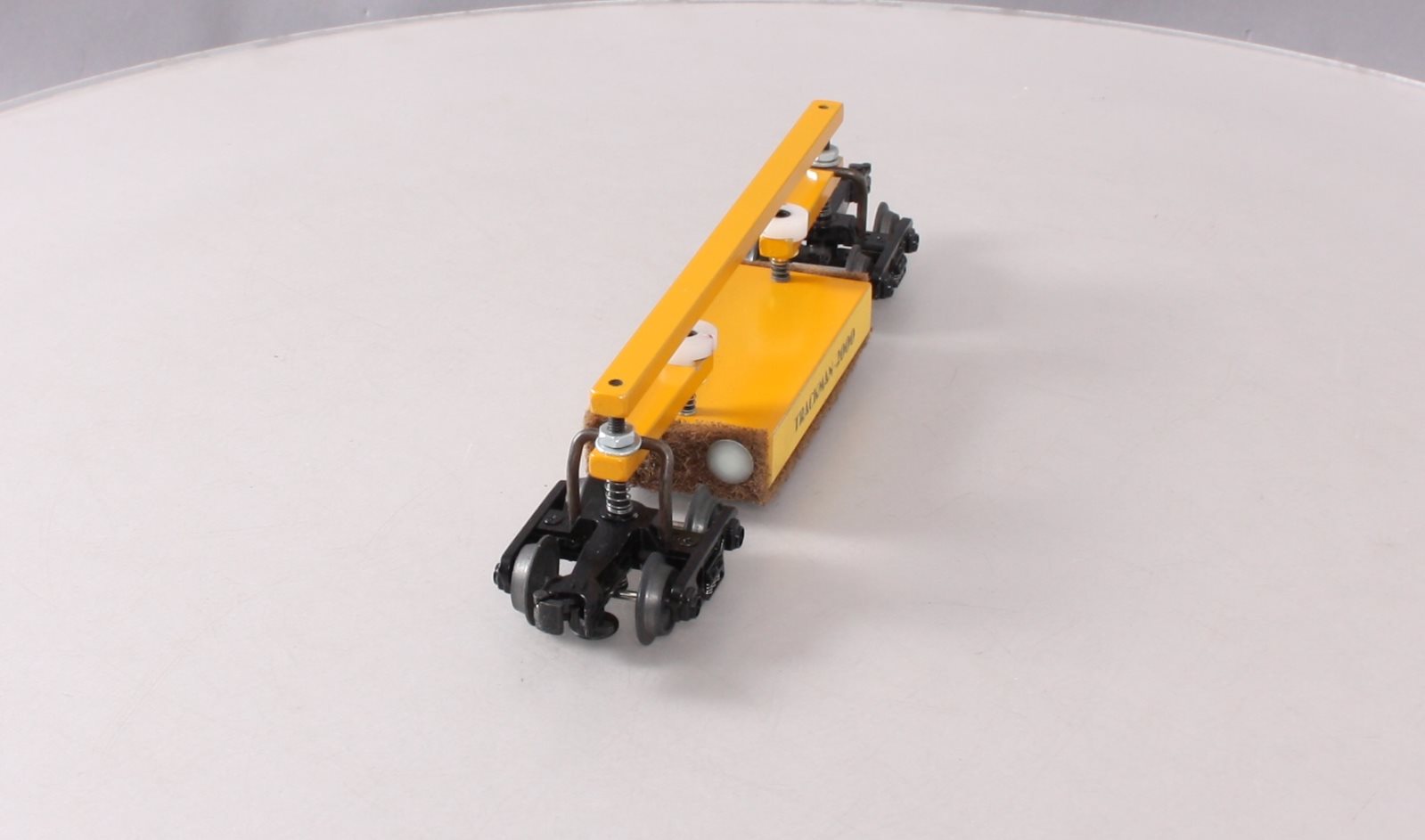Trackman 2000 O Gauge Operating Track Cleaner Car (3-Rail) LN/Box