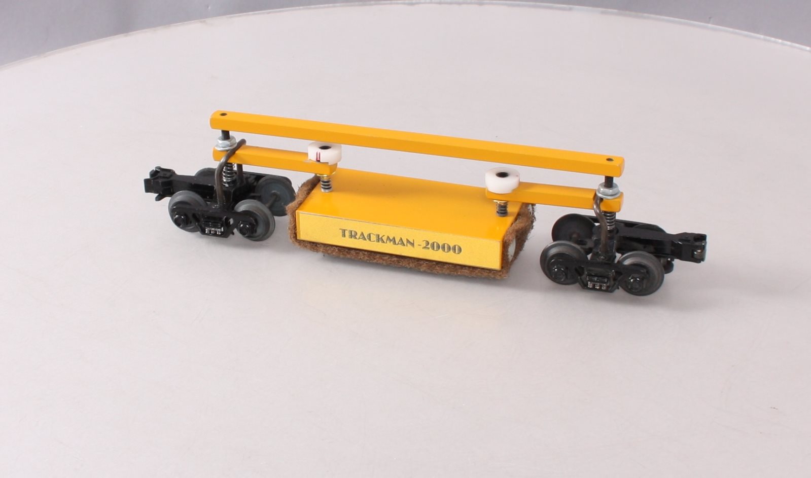 Trackman 2000 O Gauge Operating Track Cleaner Car (3-Rail) LN/Box