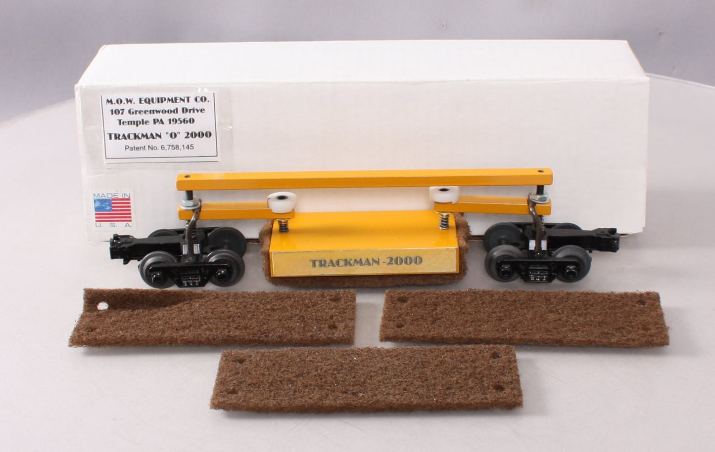 Trackman 2000 O Gauge Operating Track Cleaner Car (3-Rail) LN/Box
