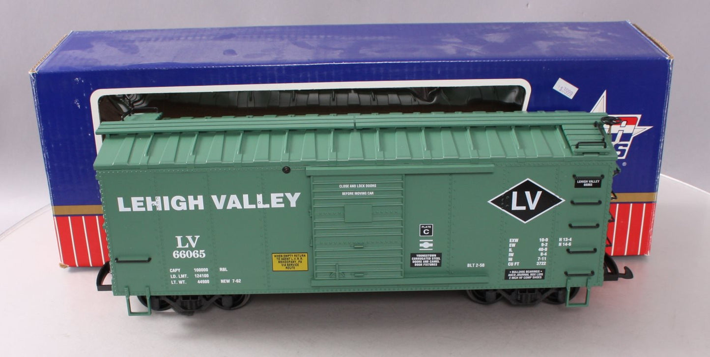 USA Trains R19060B G Lehigh Valley Simulated Steel Box Car (Green) #LV66065