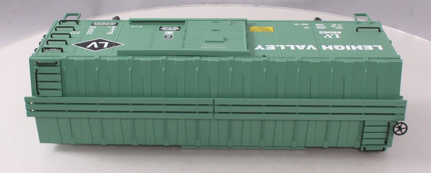 USA Trains R19060B G Lehigh Valley Simulated Steel Box Car (Green) #LV66065