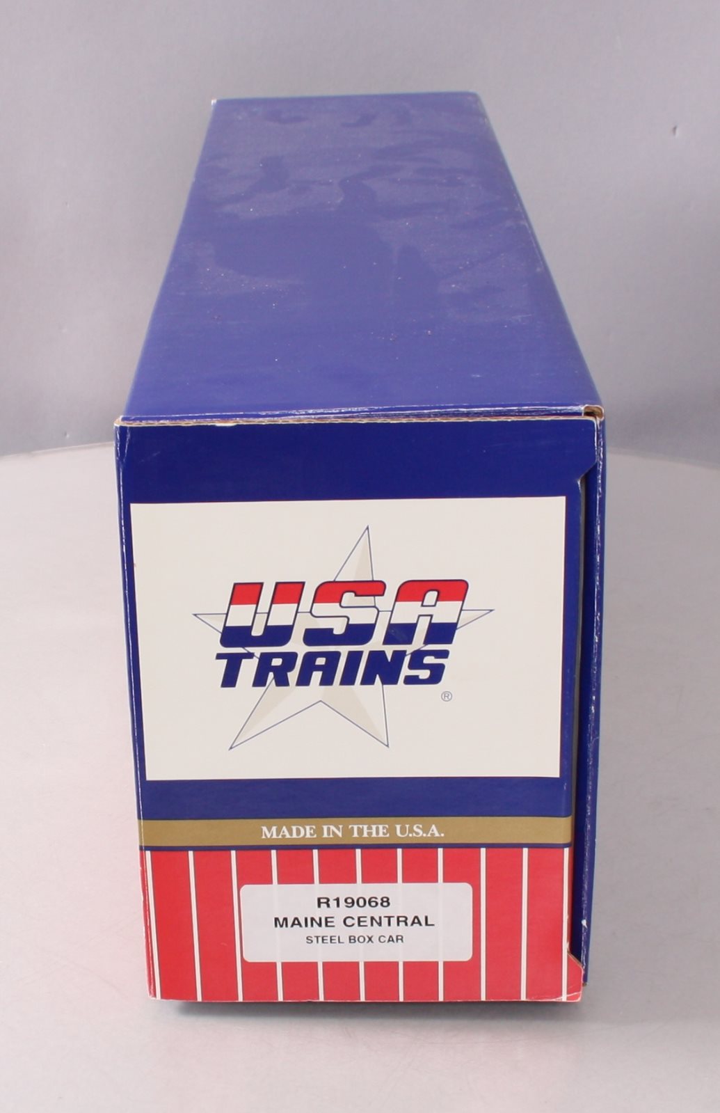 USA Trains 19068 G Maine Central American Series Steel Box Car Yellow