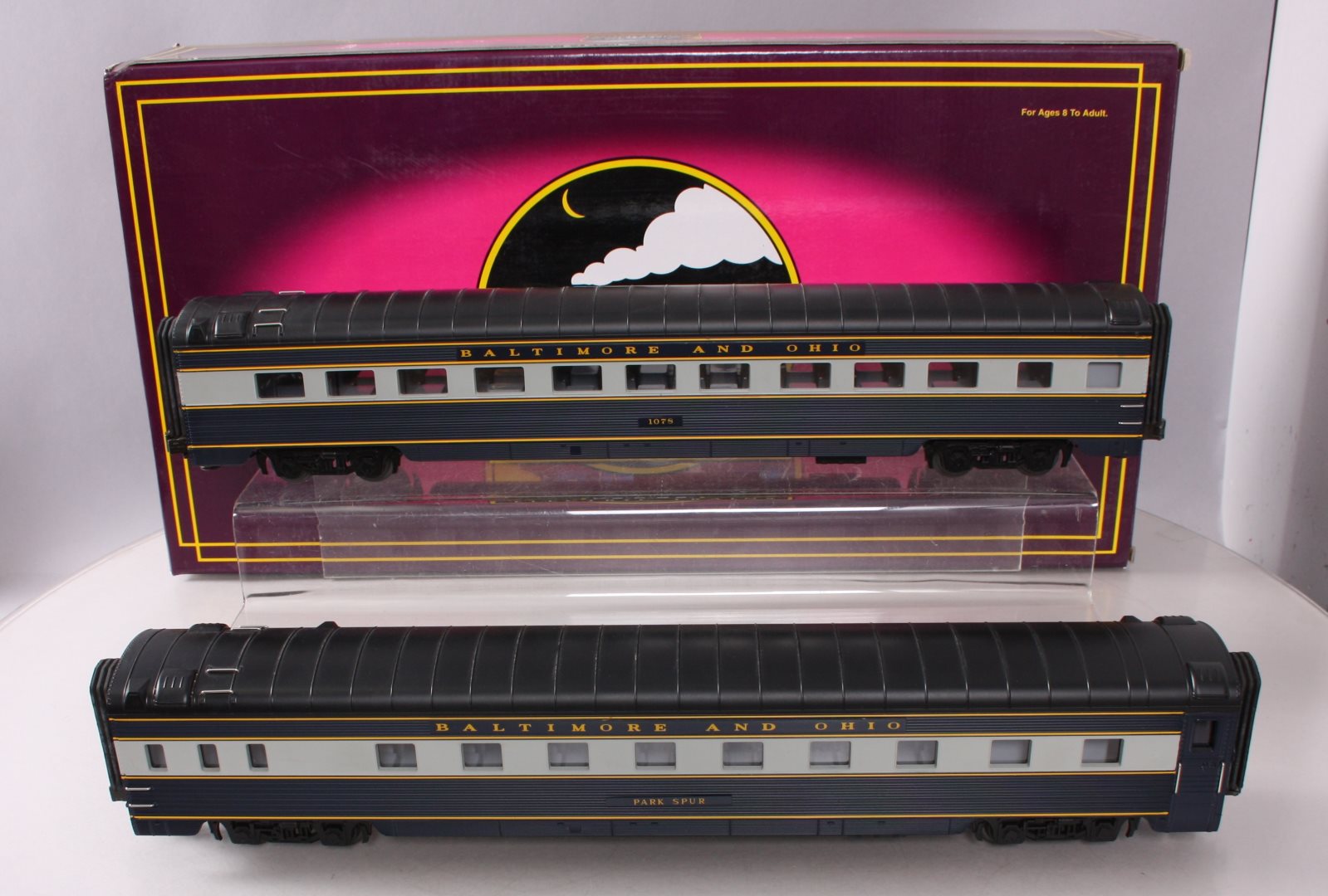 MTH 20-6613 O B&O 70' Streamline Sleeper/Diner Passenger Car Set (Set of 2) EX/Box