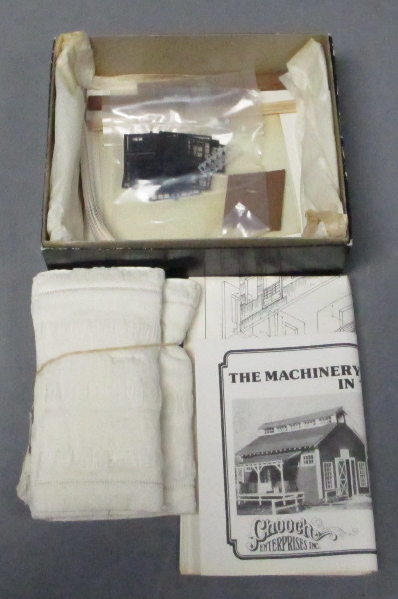 Chooch 9003 HO Scale Machinery Sale Building Kit