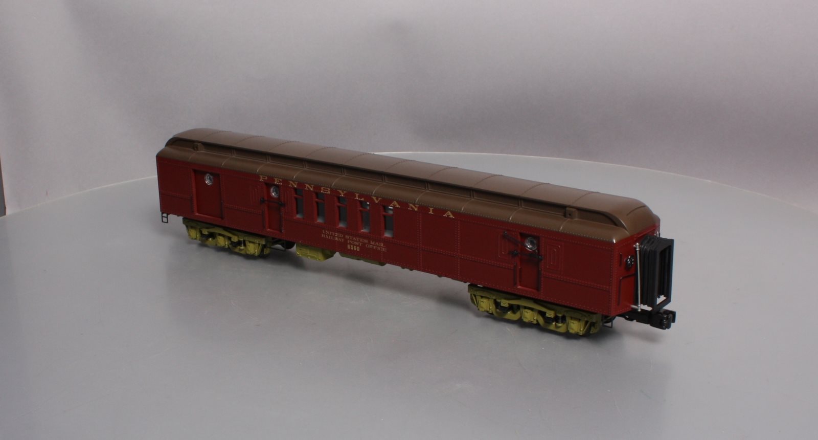 MTH 20-4287 Pennsylvania 70' Madison RPO Passenger Car