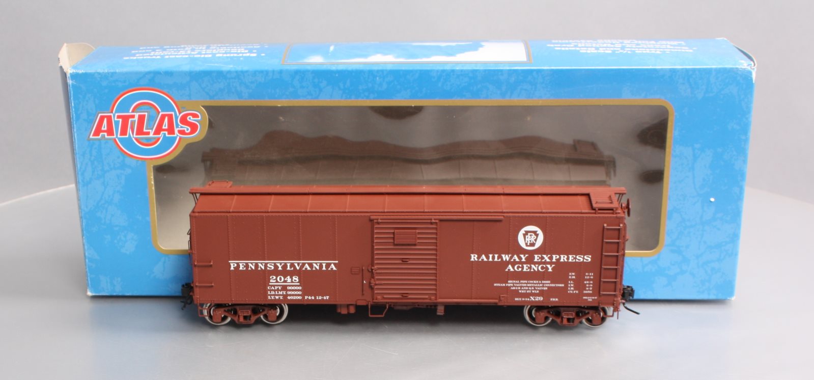 Atlas 3002907 O Scale Penn REA (X-29) 40' Steel Box Car #2048 (2 Rail)